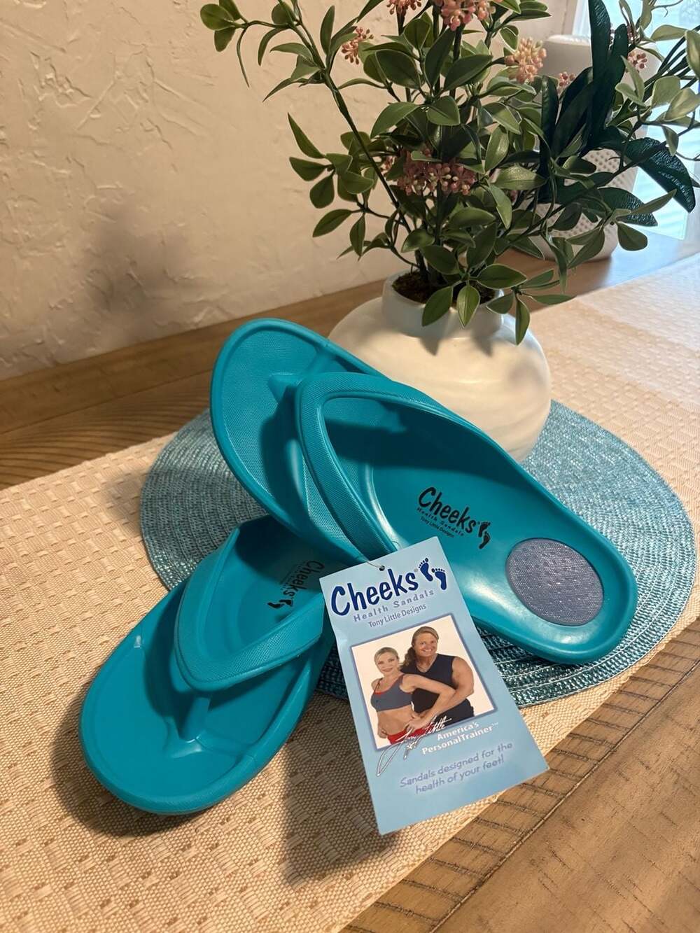 Tony Little Cheeks Health Sandals Turquoise Flip Flops Women's Size 9